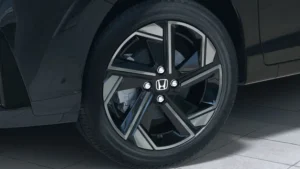 Diamond Cut Alloy Wheel